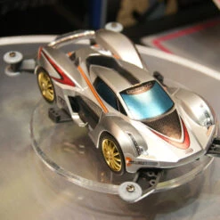 Tamiya 18648 Mini 4WD Mad Laser MA Chassis 1/32