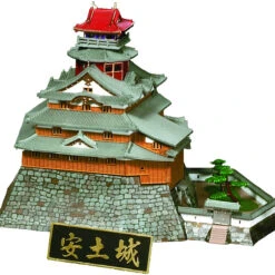 Doyusha S26 Japanese Azuchi Castle 1/350 Scale Plastic Model