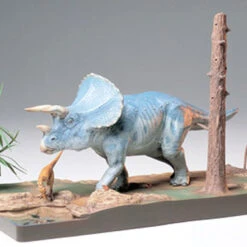 Tamiya 60104 Triceratops Diorama Set 1/35 Scale Kit -Japan Figure shop 60104 c 36743.1491286730